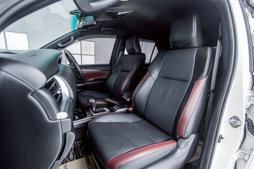 รหัสรถ 1E760 FORTUNER  2.4 LEGENDER BLACK TOP 4WD 2022 รูปที่ 10