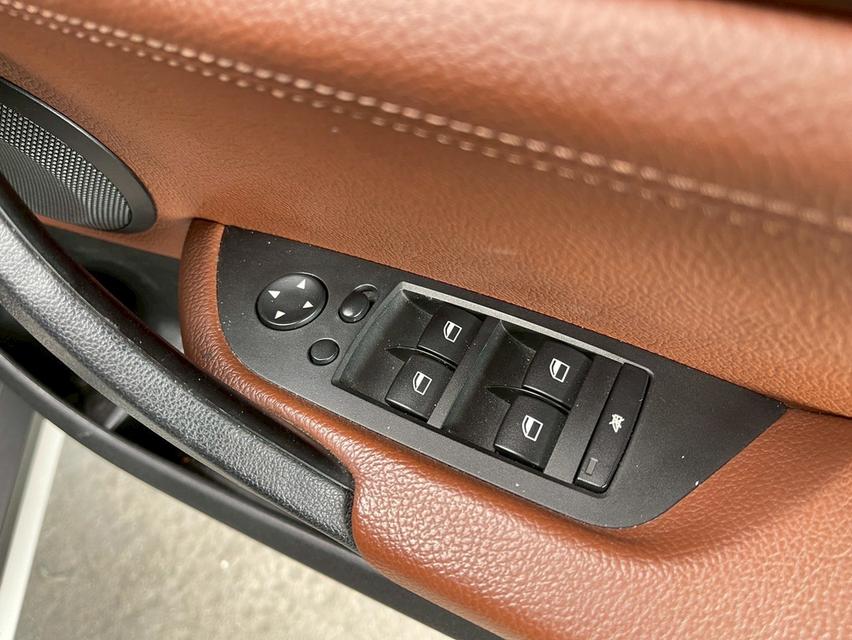 ขาย Bmw X1 Sdrive 20d ปี13 13