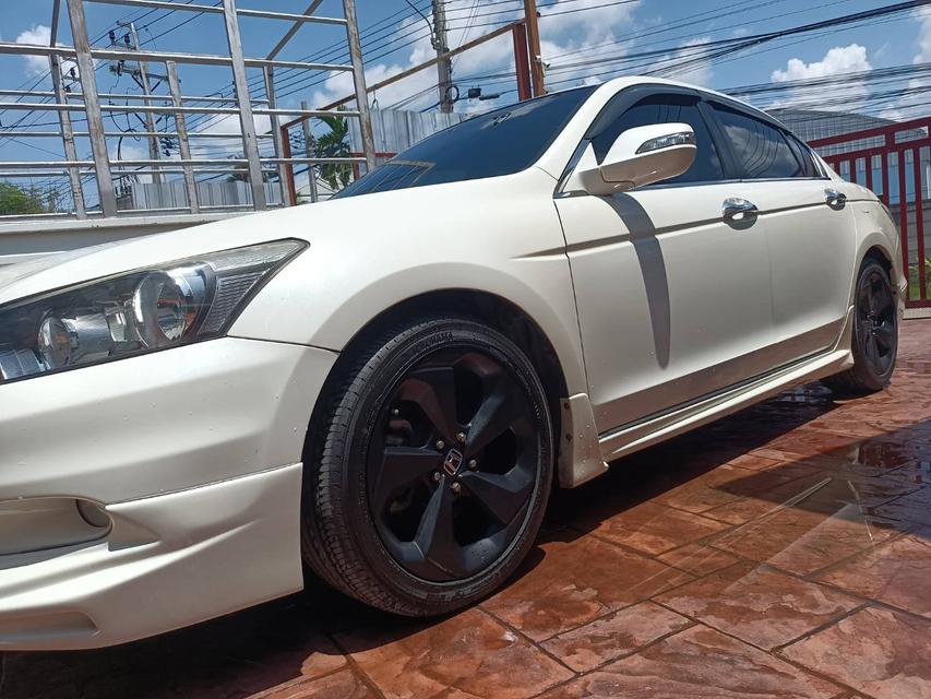 2011 Honda Accord 2.0E i-Vtec สีขาวมุก เคลือบแก้ว ใช้น้อยสภาพสวยพร้อมใช้งาน รถบ้านเจ้าของขายเอง มีBook Service 2