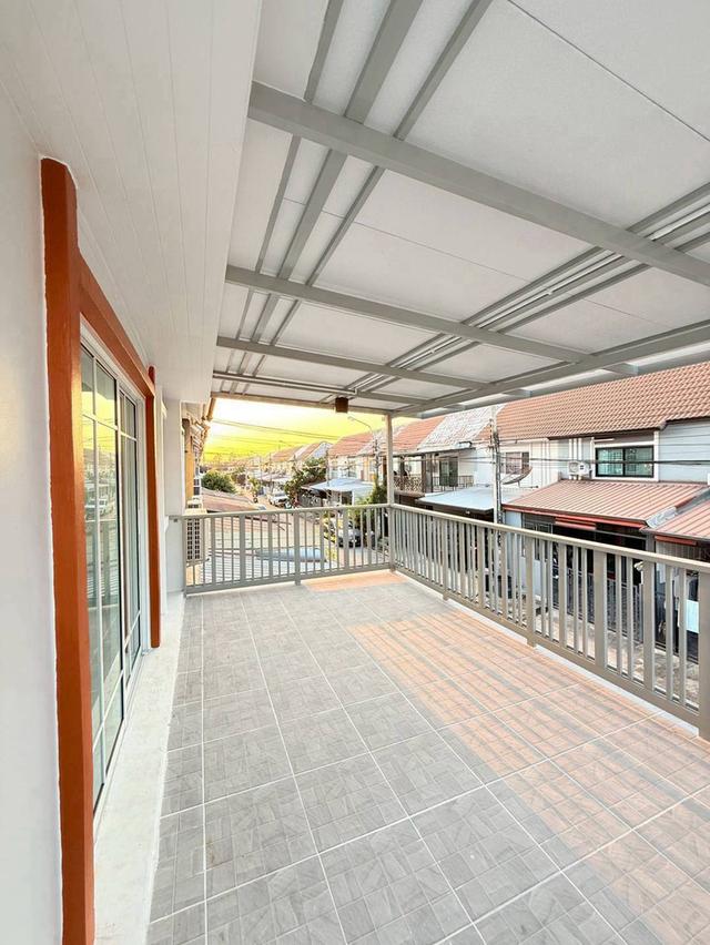 พฤกษา45 ถนนวัดลาดปลาดุกทาวน์เฮ้าส์ 2 ชั้น แปลงมุมกลับรถ ตกแต่งใหม่พร้อมอยู่ ต้นสายรถเมล์ไปตลาดบางใหญ่ อ. บางใหญ่ จ.นนทบุรี 17