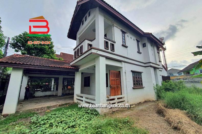 บ้านเดี่ยว หมู่บ้าน เลิศอุบล กม.6 (ซ.รามอินทรา 65 แยก 2-4) เนื้อที่ 74.4 ตรว. ถนนรามอินทรา แขวงท่าแร้ง เขตบางเขน กรุงเทพมหานคร