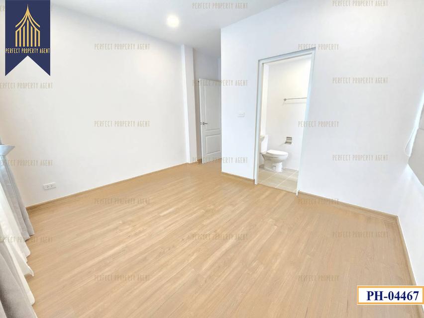 ขายบ้าน Centro Prachauthit 90 (เซนโทร ประชาอุทิศ 90) ถูกสุดในโครงการ แถมแอร์เฟอร์นิเจอร์ 11