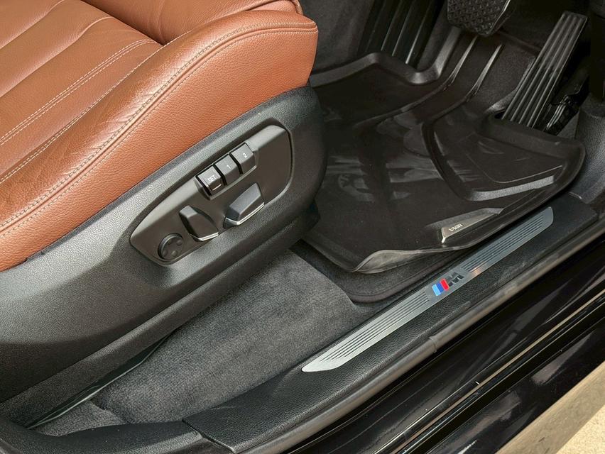 BMW X5 xDrive40e M Sport ปี2017 สีดำ ไมล์ 44,xxx km 7
