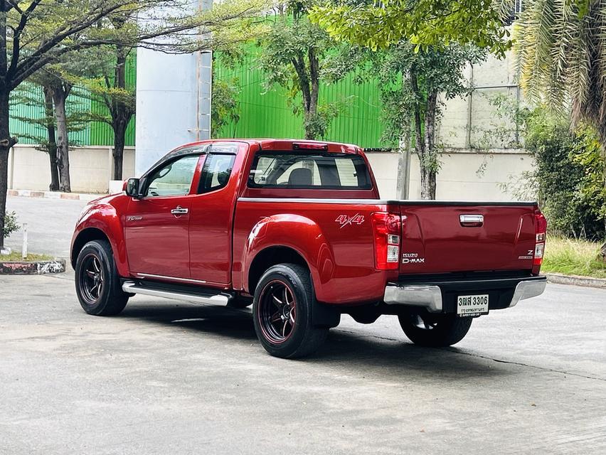 Isuzu Dmax 2.5 Vcross 4x4 รูปที่ 5