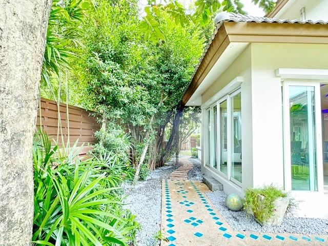 ราชพฤกษ์ รัตนาธิเบศร์ 132 ตร.วา.350 ตร.ม.คฤหาสน์ ลัดดารมย์ MRT บางรักน้อยท่าอิฐ 3 กม.ให้เช่าบ้านเดี่ยวสุดหรู 4 นอน 4 น้ำ 5