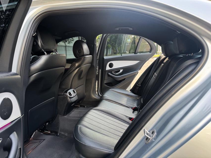 รหัสรถ AVA8855 🌈 Benz E220d AMG 2021 ดีเซลล้วน Facelift W213 14