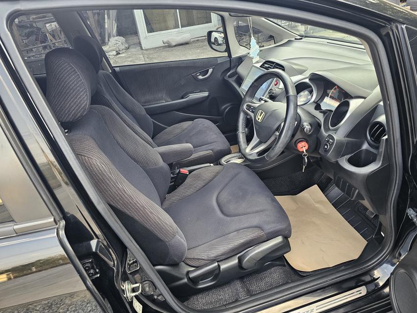 HONDA JAZZ 1.5 SV AIRBAG ABS AUTO ปี 2012 รูปที่ 6