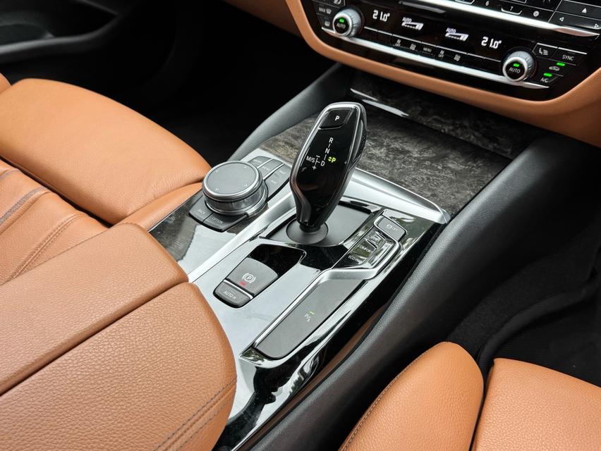 BMW 520d Sport (G30) ปี 2018 รูปที่ 20