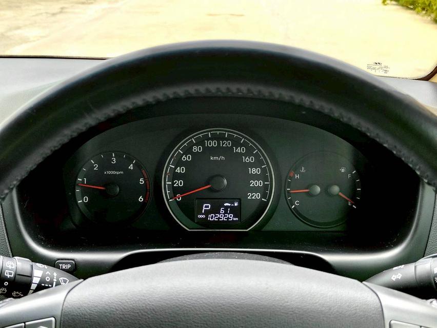 Hyundai H1 2.5Deluxe ปี17 8