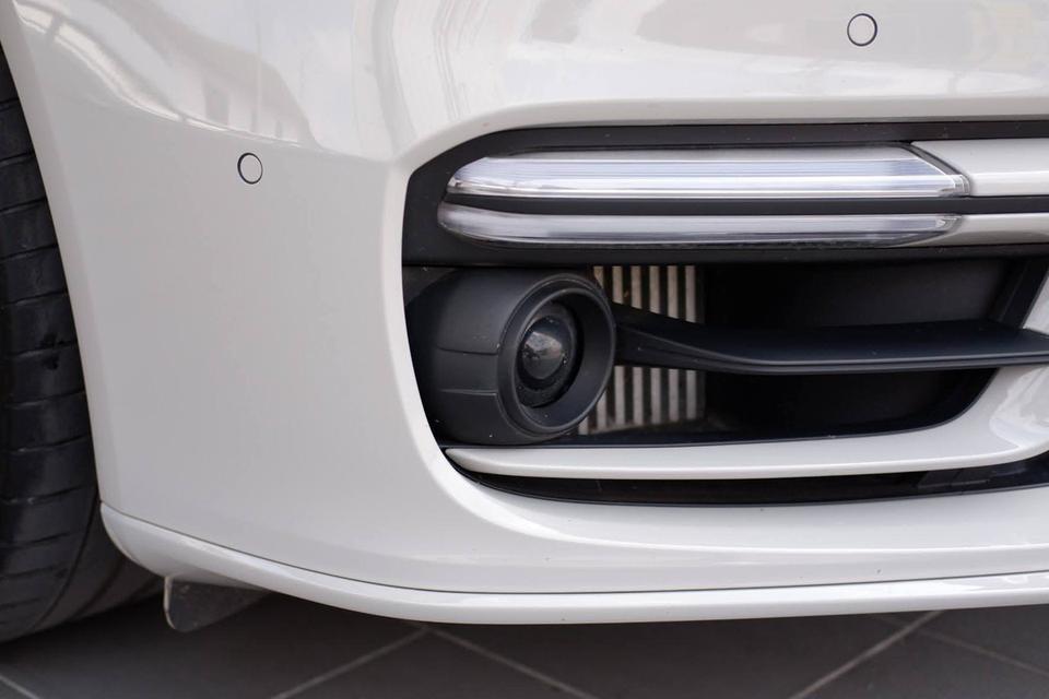 Porsche Panamera 4 E-Hybrid Platinum Edition āļĢāļđāļāļĒāđāļāļĒāļāļĩāđ 3