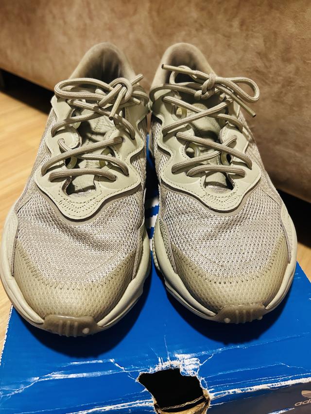 ส่งต่อรองเท้า adidas มือ 2 แบนด์แท้จาก Shop  8