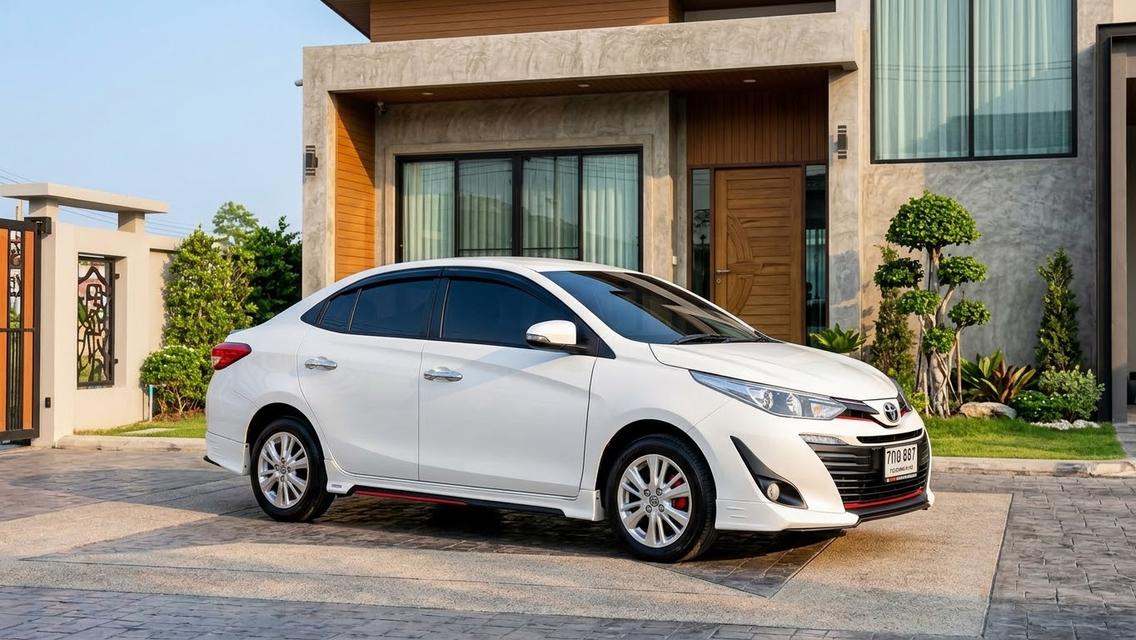 TOYOTA YARIS 1.2 G TOP A/T ปี 2017 จด 2018 รูปย่อยที่ 2