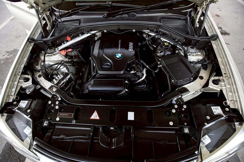 Bmw X3 XDrive20d Highline 2.0 ดีเซล สีเทา ปี 2016 9