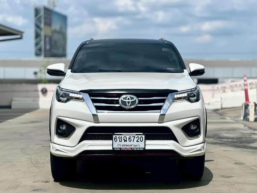 Toyota Fortuner 2.8 trd ปี 2018 2