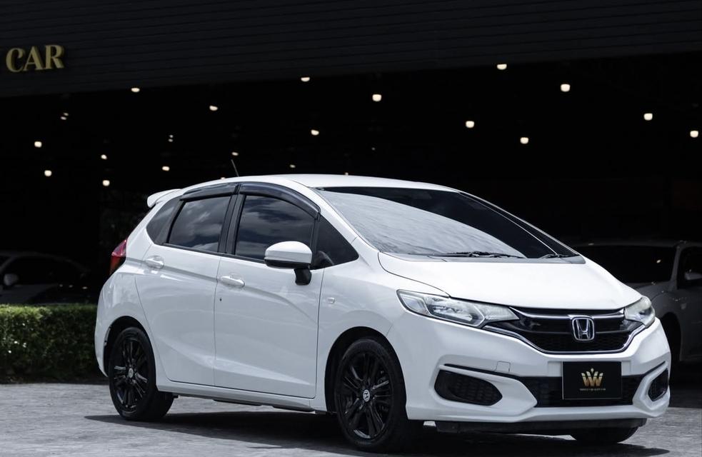 Honda jazz 1.5V auto ไมล์ 60,xxx km
