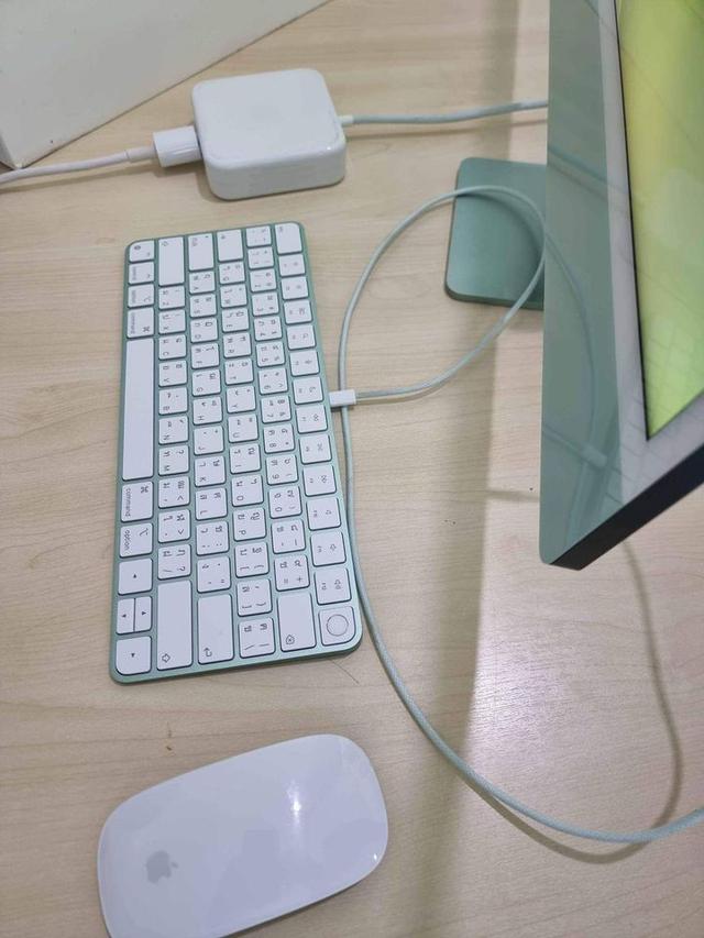 iMac อุปกรณ์ครบกล่อง 5