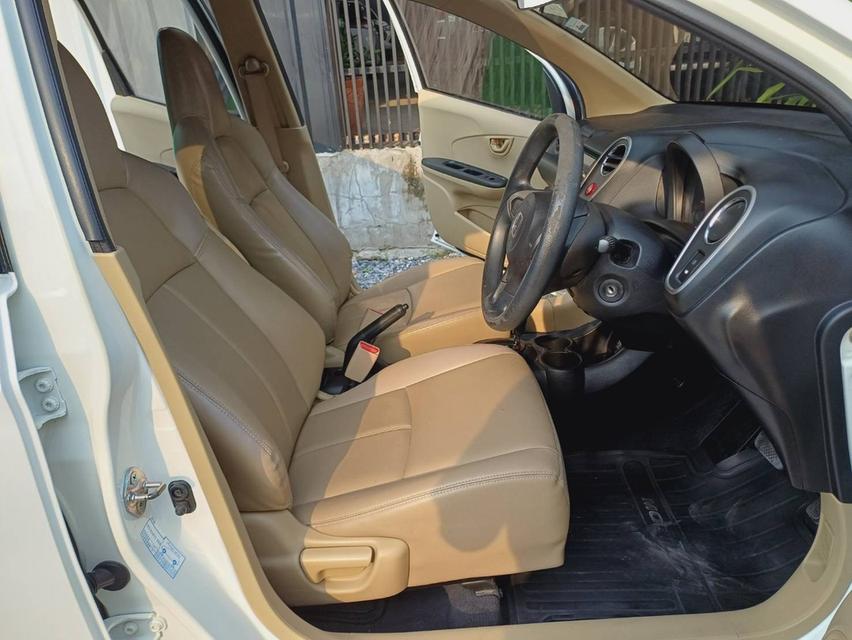 ปี 2015 HONDA MOBILLO รถน่าใช้มาก รถครอบครัวขนาดกลาง ปิดเทอมพาลูกหลานไปเที่ยว 11