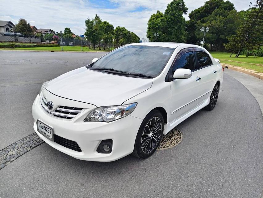 2013 Toyota Altis 1.6 AT เบนซิน รถบ้านประหยัดมาก
