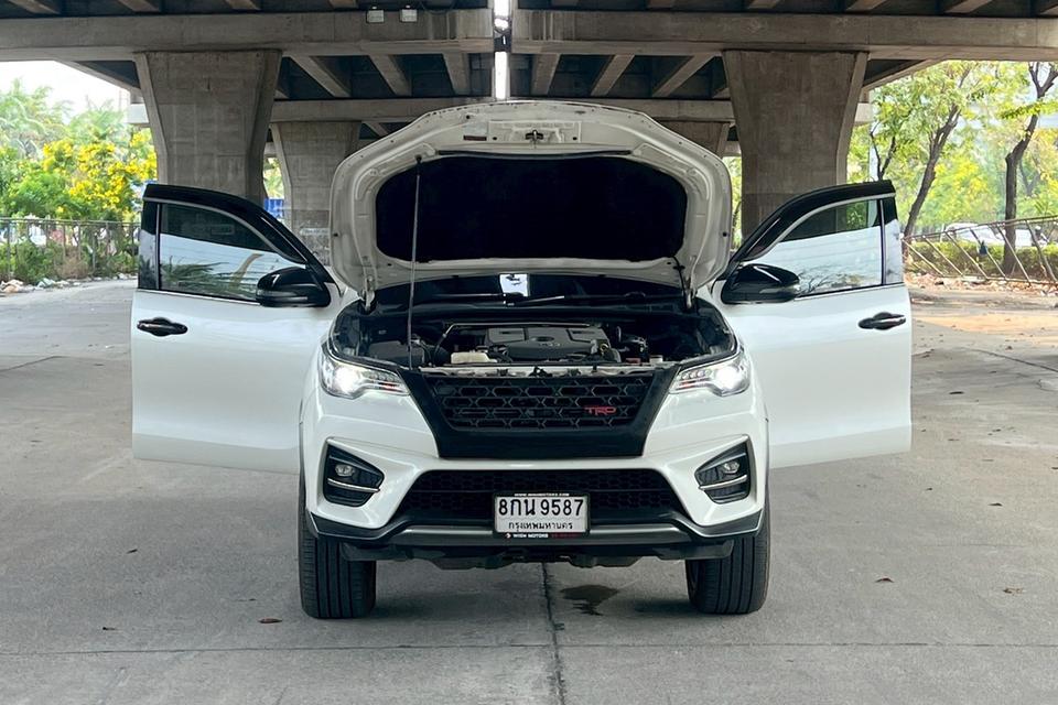 🔥ฟรีดาวน์ FORTUNER 2.8 TRD รถสวย ขับดีมาก Toyota FORTUNER 2.8 TRD Sportivo 2WD Black Top AT ปี 2019 รูปที่ 11