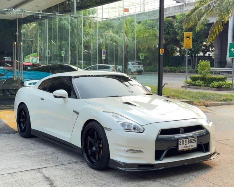 ขาย Nissan GT-R มือสอง 2