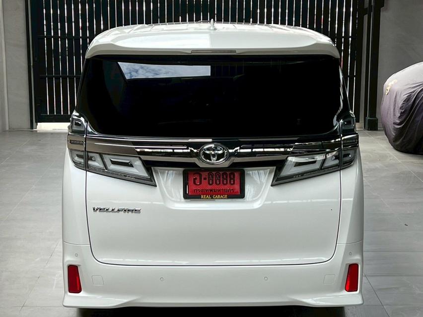 Toyota VELLFIRE 2.5 ZG Edition Van 11