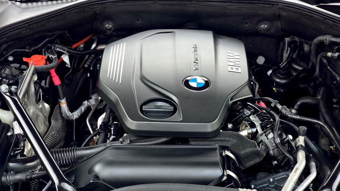 รหัสรถ WB36 Bmw 520d Msport ปี 2015 11