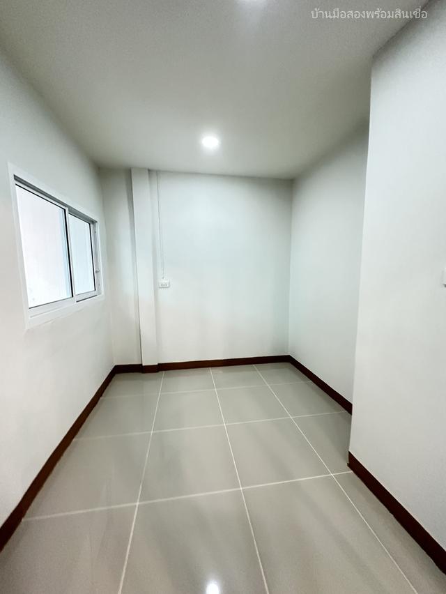 หมู่บ้านวรารักษ์ เลียบคลองสอง 27 11