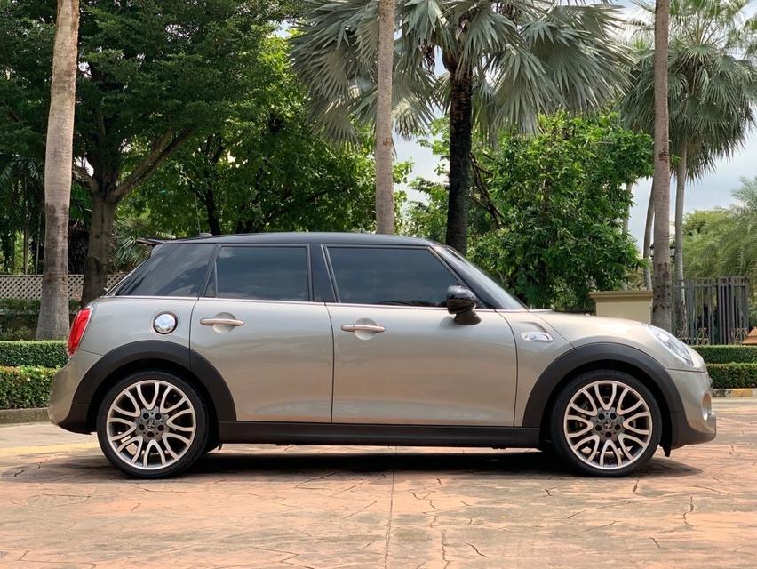 2019 MINI COOPER 2.0 S 5-TURER RHD รหัส PJP1966  3