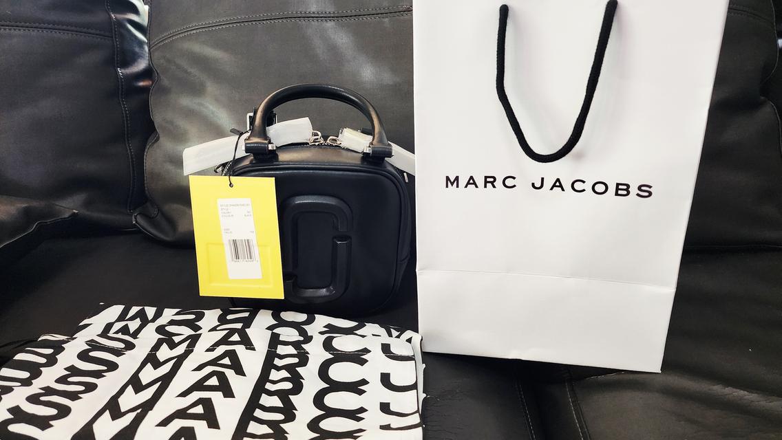 Marc Jacob the COVERED J MARC CUBE ของแท้มือ1 อุปกรณ์ครบ ราคา 3,900 บาท