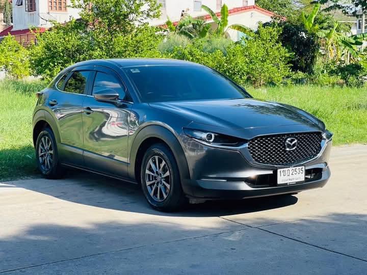 Mazda CX-30 สีน้ำเงิน