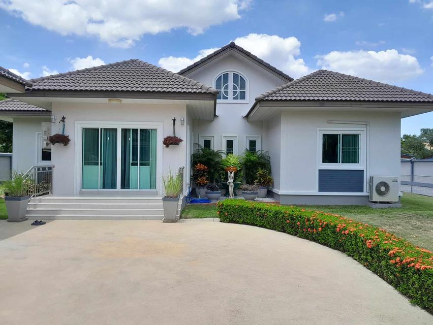 บ้านเดี่ยว 2 หลัง บนที่ดิน 1ไร่ 1
