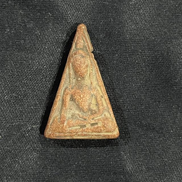 พระ สนใจองค์ไหน สอบถาม ได้เลยครับพระเก่าสะสมคุณยาย รูปที่ 6