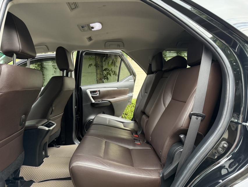 #toyota #fortunerTOYOTA FORTUNER 2.4 ขับ 2 ปี 15 สีดำ ประวัติศูนย์ ประกันชั้น1 เหลือถึงสิ้น รูปที่ 14