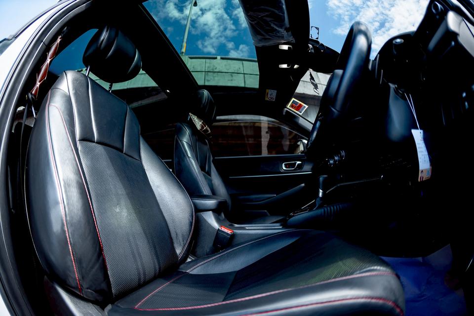 Honda HRV 1.5e:hev RS ปี22 17