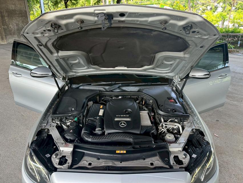 ขายรถ Benz E350e Avantgarde facelift W213 ปี 2019 สีเทา เกียร์ออโต้ 16