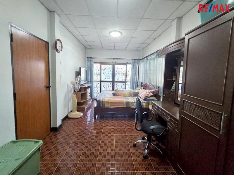 ขายบ้านแฝด เพชรเกษม 69 หนองแขม หมู่บ้านทวีทอง 3 ฟังก์ชันลงตัว เดินทางสะดวก ราคาดี 13