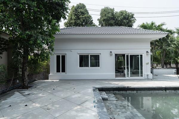 ขายบ้าน หมู่บ้าน ลัดดารมย์ อิลิแกรนช์ ราชพฤกษ์-รัตนาธิเบศ นนทบุรี รีโนเวทใหม่ ทำเลสวย โทร 0944836998 9