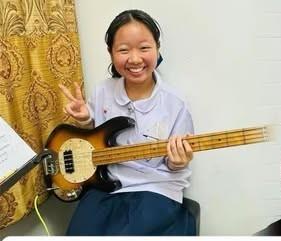 รับสอนเบสไฟฟ้า ที่ Fin Music School 13