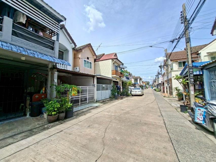 ขายทาวน์เฮ้าส์ 2 ชั้น หมู่บ้านเจษฎา1 ซอยพหลโยธิน71 3