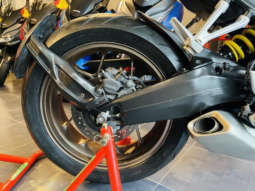 ขายด่วนมือเดียวCb650r/2020 รูปที่ 8