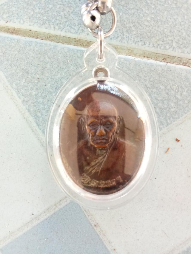 เหรียญหลวงพ่อทองมา ปี 2518 บล็อก 2 โน (นิยม) สภาพสวยแชมป์ๆ เลี่ยมทองพร้อมขึ้นคอ