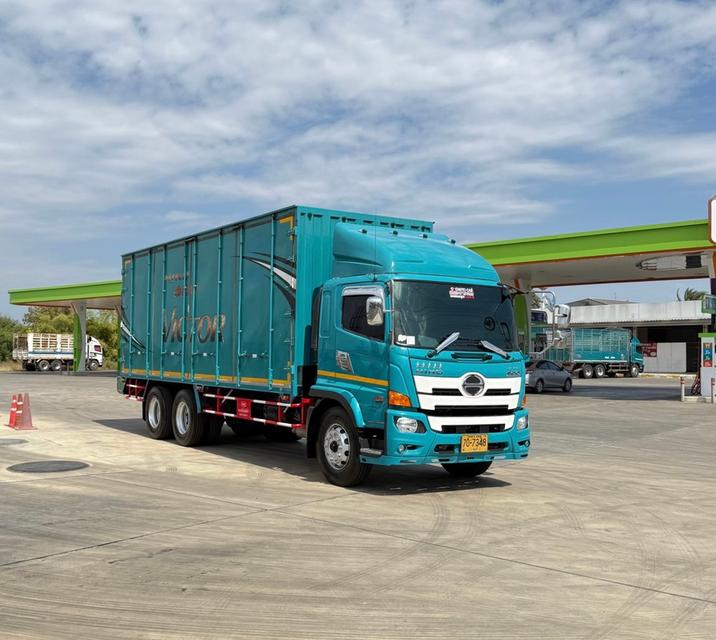 HINO VICTOR FL8J 260 ตู้เเห้ง 10 บาน