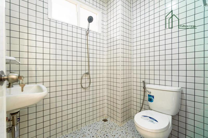 หมู่บ้านบัวทองธานี บางบัวทอง ตรงข้ามสมบัติบุรี ฟรีโอน 10