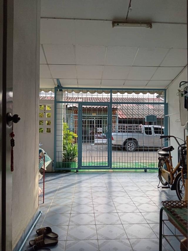🏠 ขายบ้านทาวน์เฮาส์ชั้นเดียว 18 ตร.ว. ทำเลดี ใกล้รถไฟฟ้าสายสีชมพู PK30 2