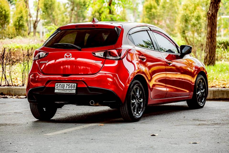 Mazda2 1.3 HighPlus Sport ปี 2016 สีแดง