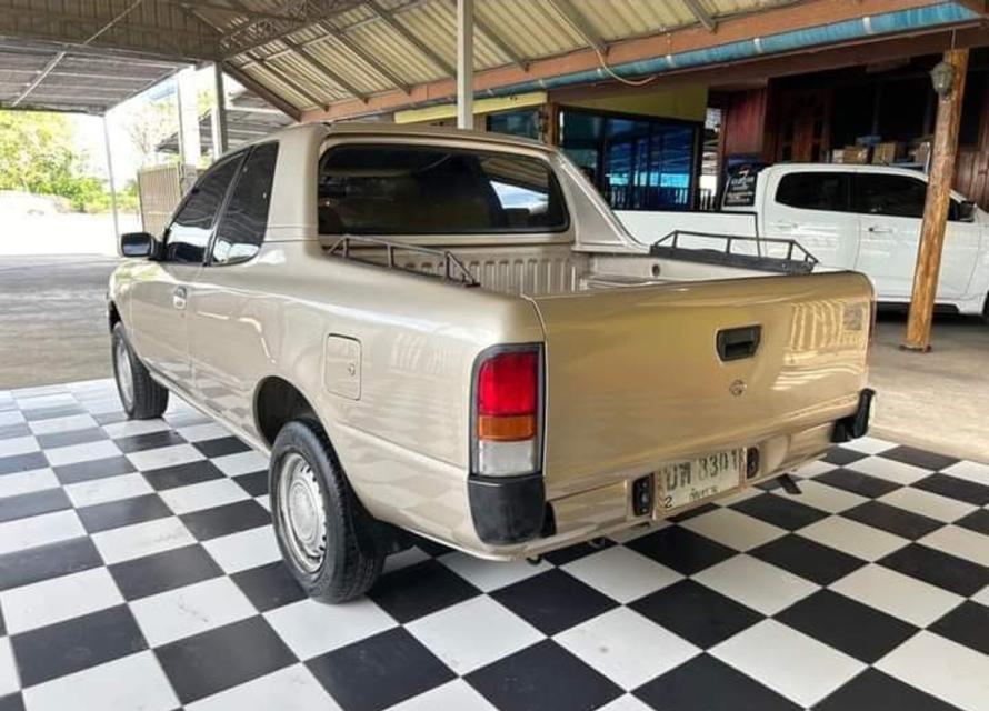 1998 Nissan NV มือสอง 4