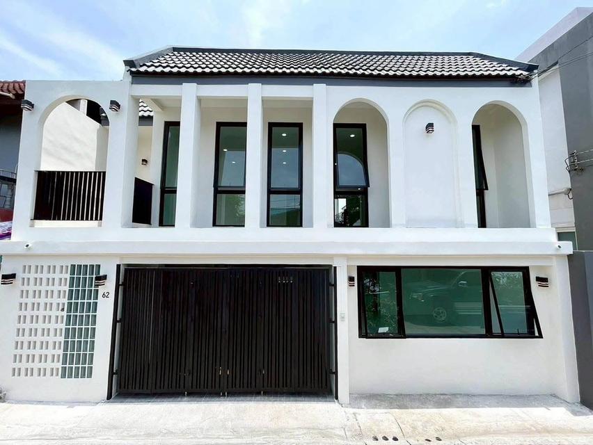 🏡 ทาวน์เฮาส์หน้ากว้าง พหลโยธิน 48 | รีโนเวทใหม่ พร้อมอยู่ ทำเลดี ใกล้ BTS! 2