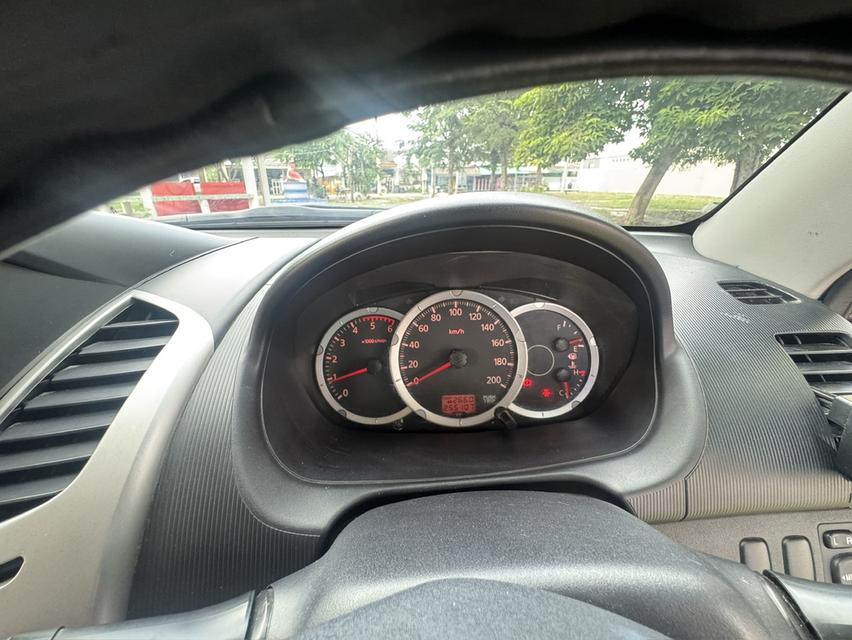 ขายรถ MITSUBISHI TRITON ปี 2013