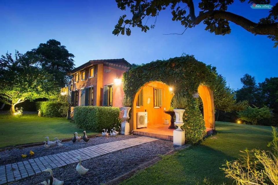 ขายบ้านเขาใหญ่ Private Pool Villa เขาใหญ่ ที่ดิน 310ตร.ว ที่ติดน้ำ สวยมาก ทำเลดีโครงการติดถนนธนะรัชต์ ใกล้มิดวินเทอร์ ดำเนินกิจการต่อได้เลย 0879074045 2