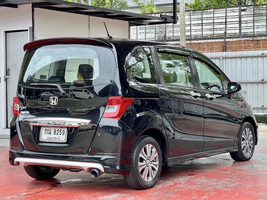 2012 Honda Freed 1.5 e
